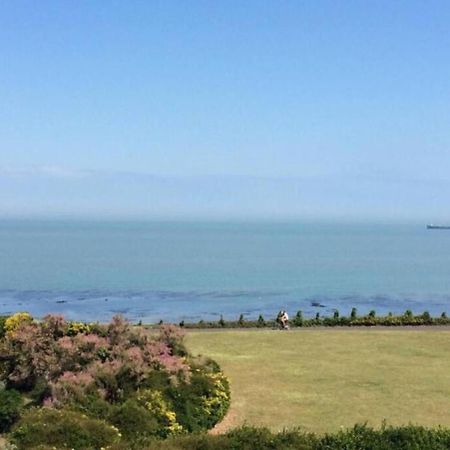 Appartamento Captain'S Quarters - Stunning Sea Views Margate Esterno foto