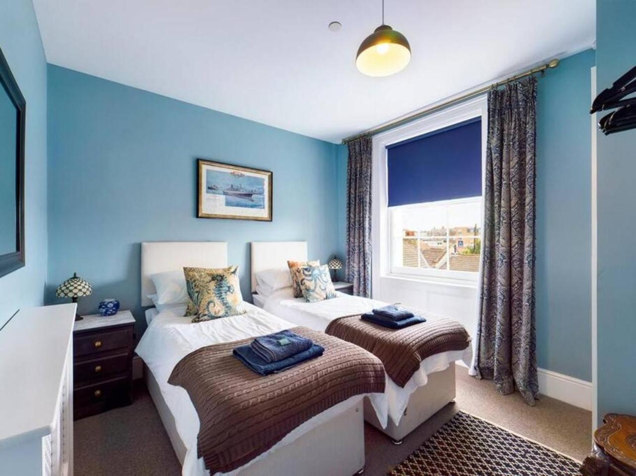 Appartamento Captain'S Quarters - Stunning Sea Views Margate Esterno foto